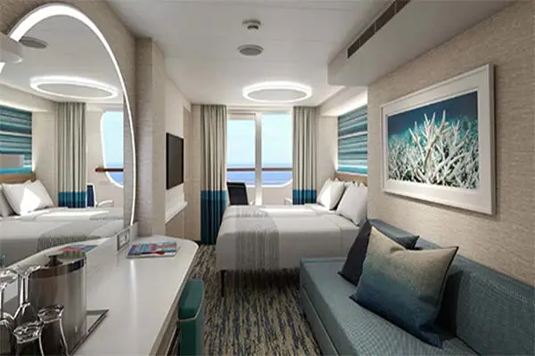 Private cruise balcony deck