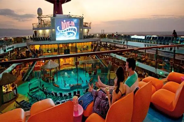 Entertainment & Nightlife