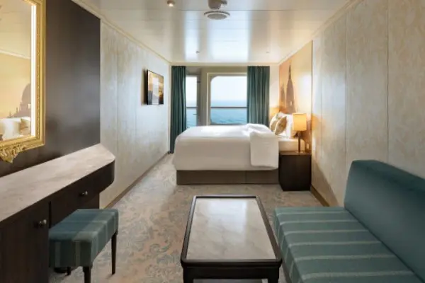 Private cruise balcony deck