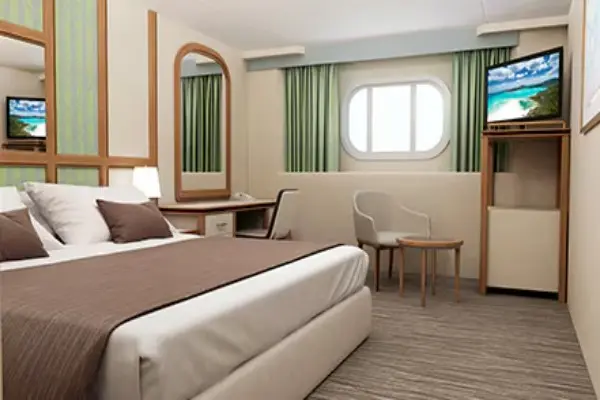 Open outdoor cruise scenery