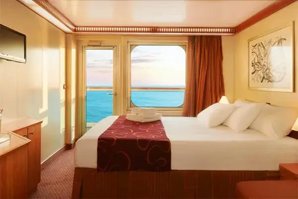 Private cruise balcony deck