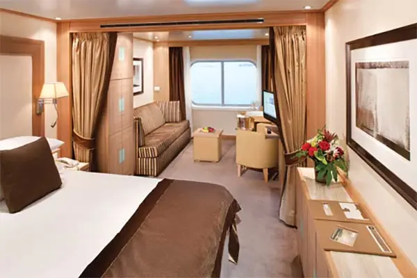 Open outdoor cruise scenery
