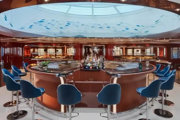 Bars & Lounges