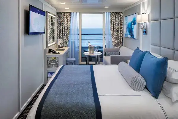 Private cruise balcony deck
