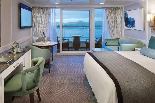 Spacious cruise suite room