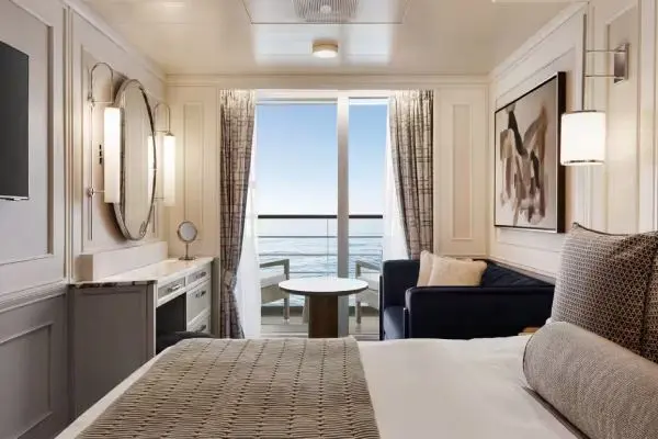 Private cruise balcony deck