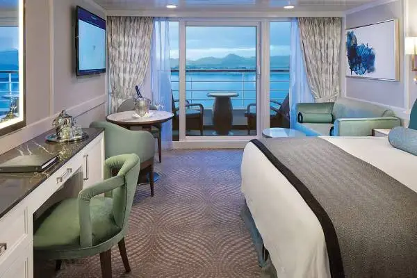 Spacious cruise suite room