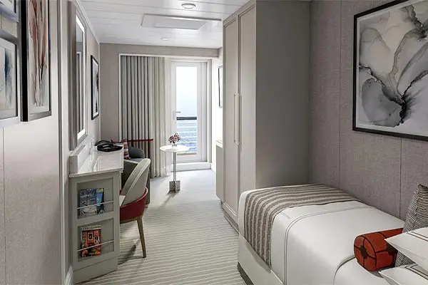 Private cruise balcony deck
