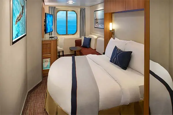 Open outdoor cruise scenery