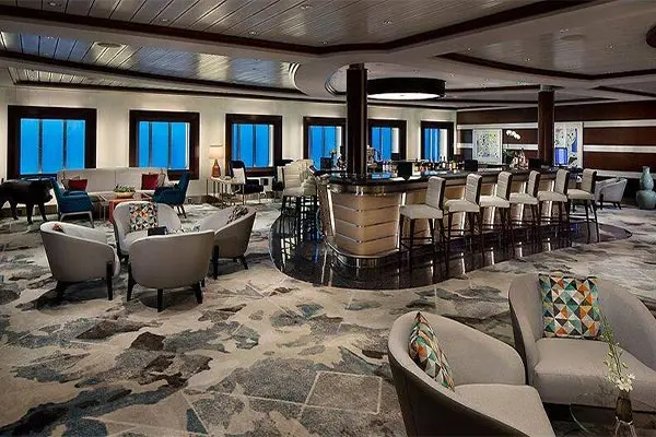 Bars & Lounges