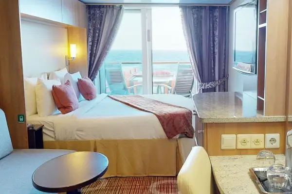Private cruise balcony deck