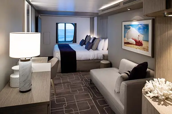 Open outdoor cruise scenery