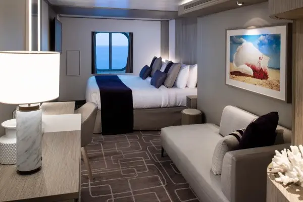 Open outdoor cruise scenery