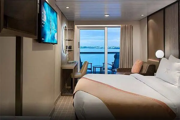 Private cruise balcony deck