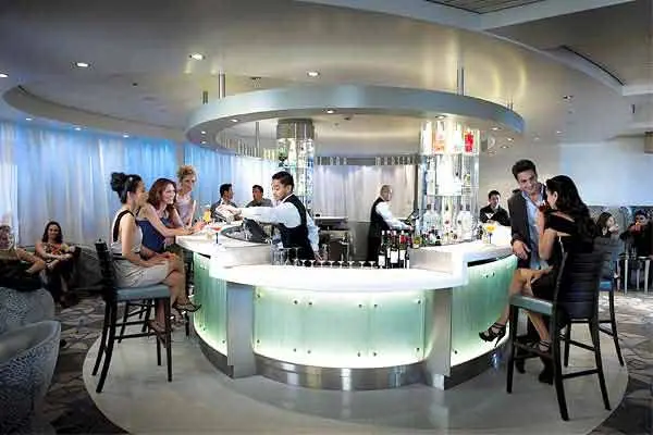 Bars & Lounges