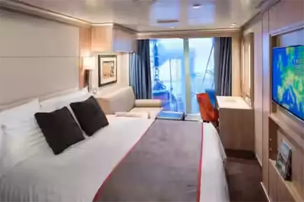 Private cruise balcony deck