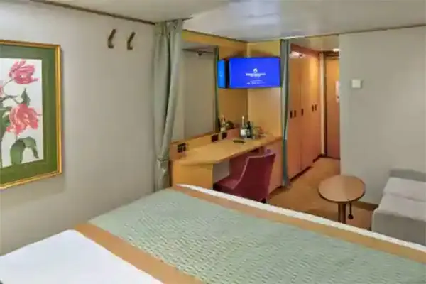 Open outdoor cruise scenery