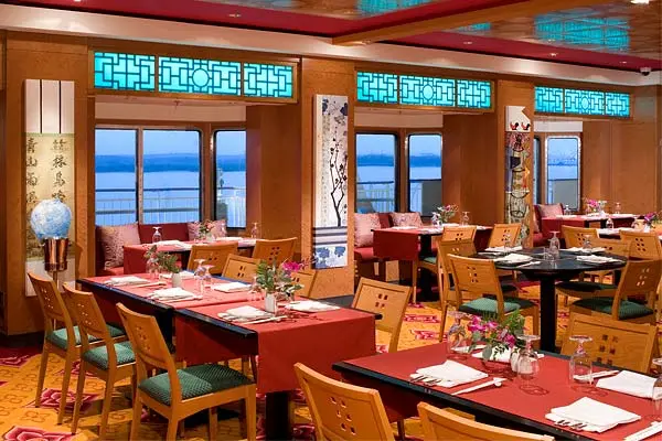 Norwegian Pearl Image 2