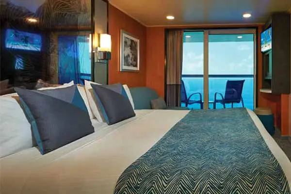 Private cruise balcony deck