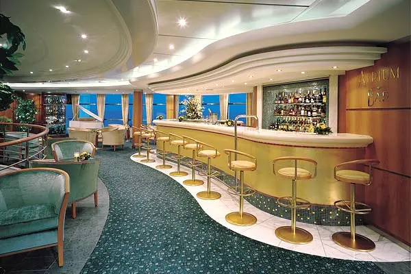 Norwegian Sky Image 3