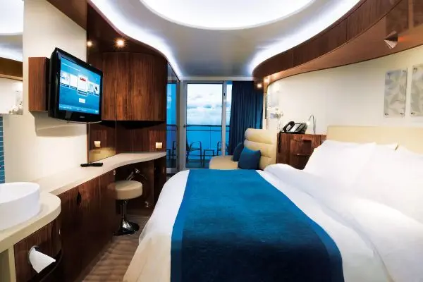 Private cruise balcony deck