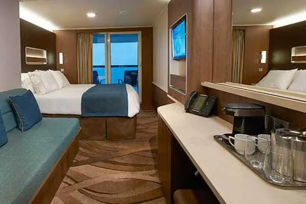 Private cruise balcony deck