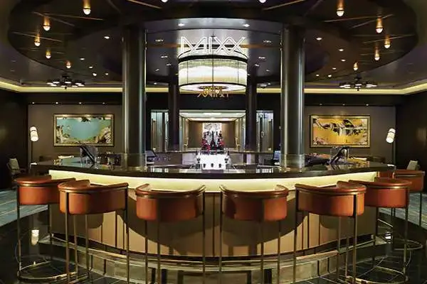 Bars & Lounges