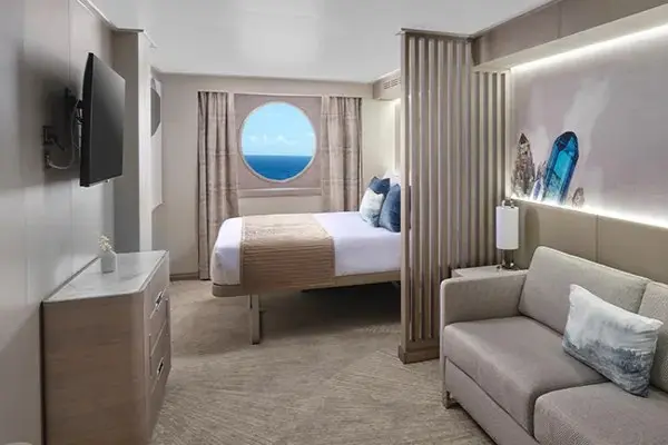 Open outdoor cruise scenery