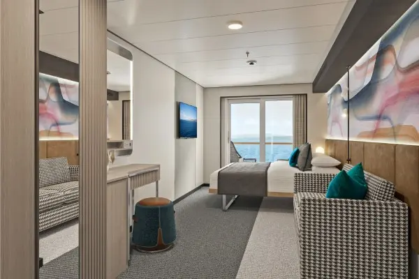 Private cruise balcony deck