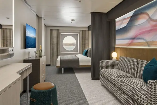Open outdoor cruise scenery