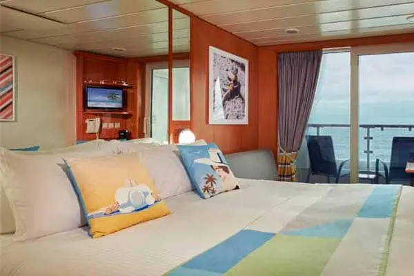 Private cruise balcony deck