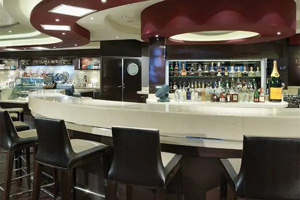 Norwegian Dawn Image 3