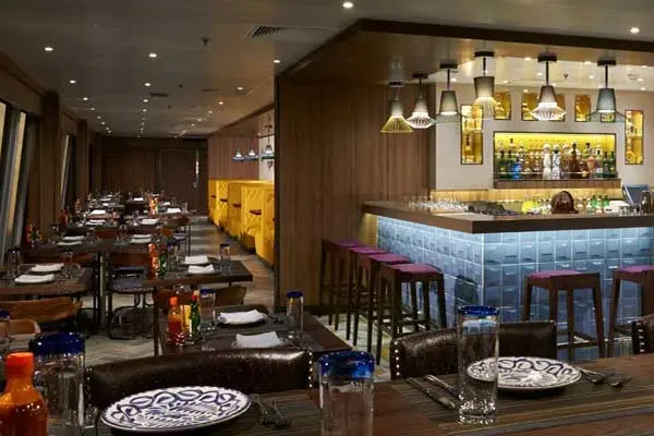 Bars & Lounges