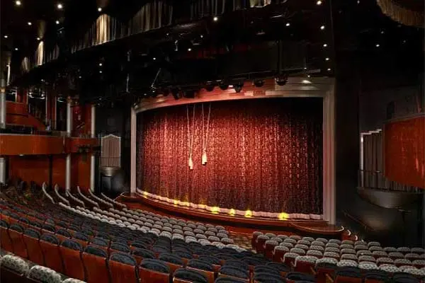 Entertainment & Nightlife