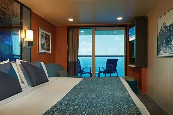 Private cruise balcony deck