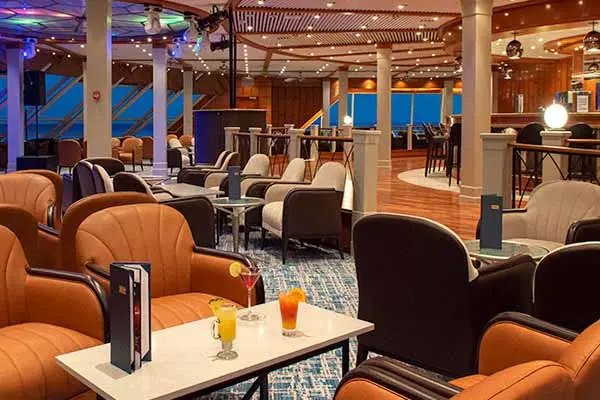 Bars & Lounges