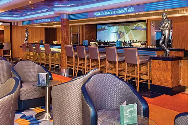 Bars & Lounges