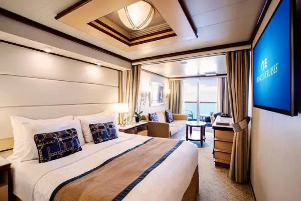 Spacious cruise suite room