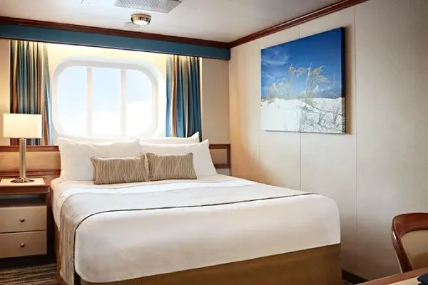Open outdoor cruise scenery