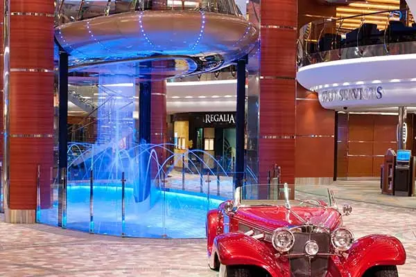 Oasis of the Seas Image 3