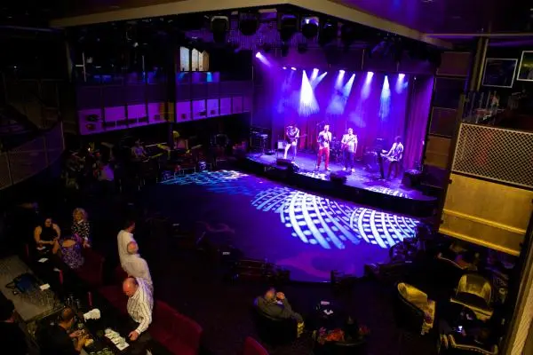 Entertainment & Nightlife