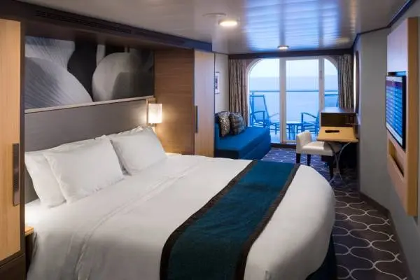 Private cruise balcony deck