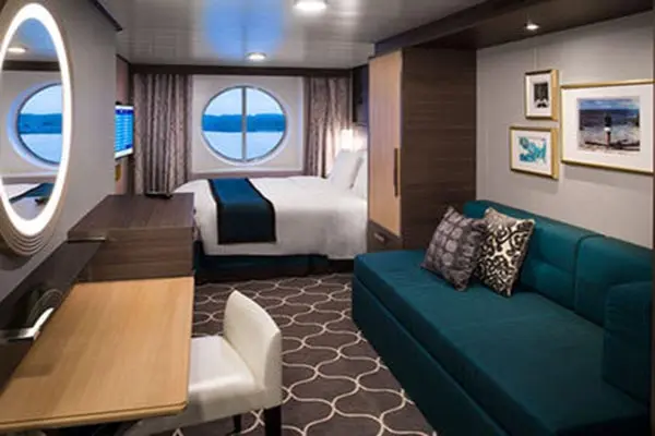 Open outdoor cruise scenery