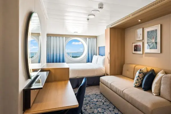 Open outdoor cruise scenery