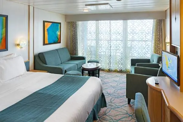 Spacious cruise suite room