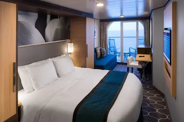 Private cruise balcony deck