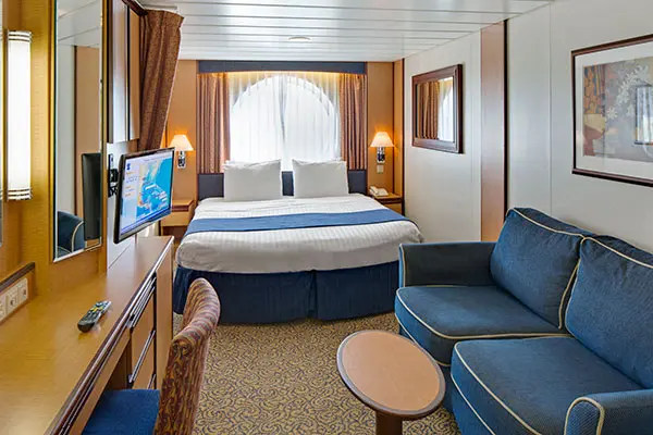 Open outdoor cruise scenery