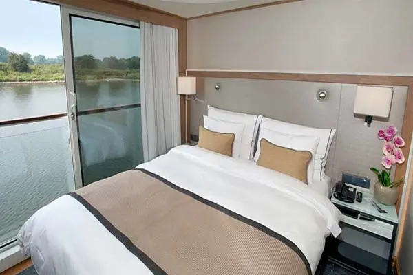Spacious cruise suite room