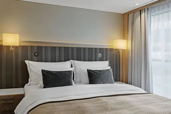 Spacious cruise suite room