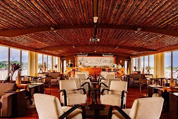 Bars & Lounges